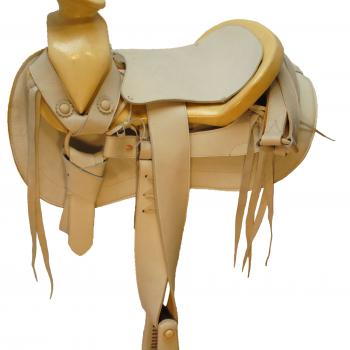 ECONOMIC DUCK TAILED LEATHER SADDLE Montura de Cuero Cola de Pato