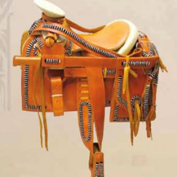 TRADITIONAL CHARRO LEATHER SADDLE WITH MACHETE Tradicional Montura Charra de Cuero con Machete