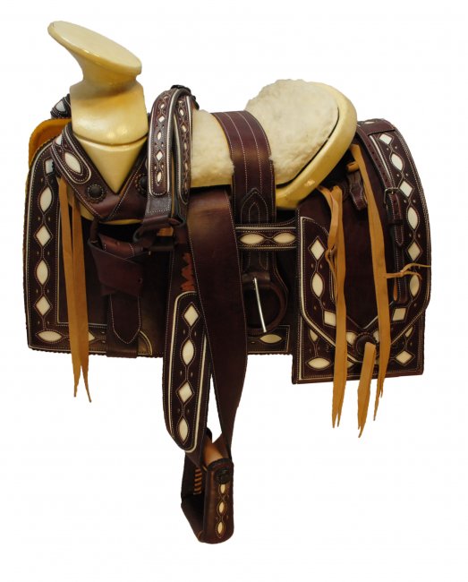 FINE CHARRA LEATHER SADDLE WITH REGULAR PARTS Montura Fina Charra de Cuero con Partes Regulares