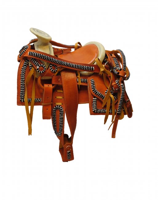TRADITIONAL CHARRO LEATHER SADDLE WITH MACHETE Tradicional Montura Charra de Cuero con Machete