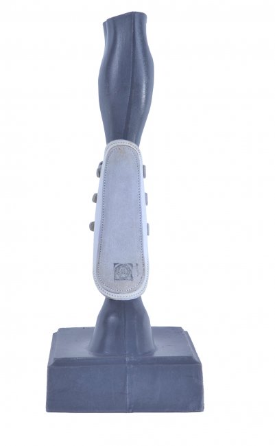 LEATHER SHIN GUARD WITH BUCKLES Espinillera de Cuero con Campana y Hebillas para Caballo